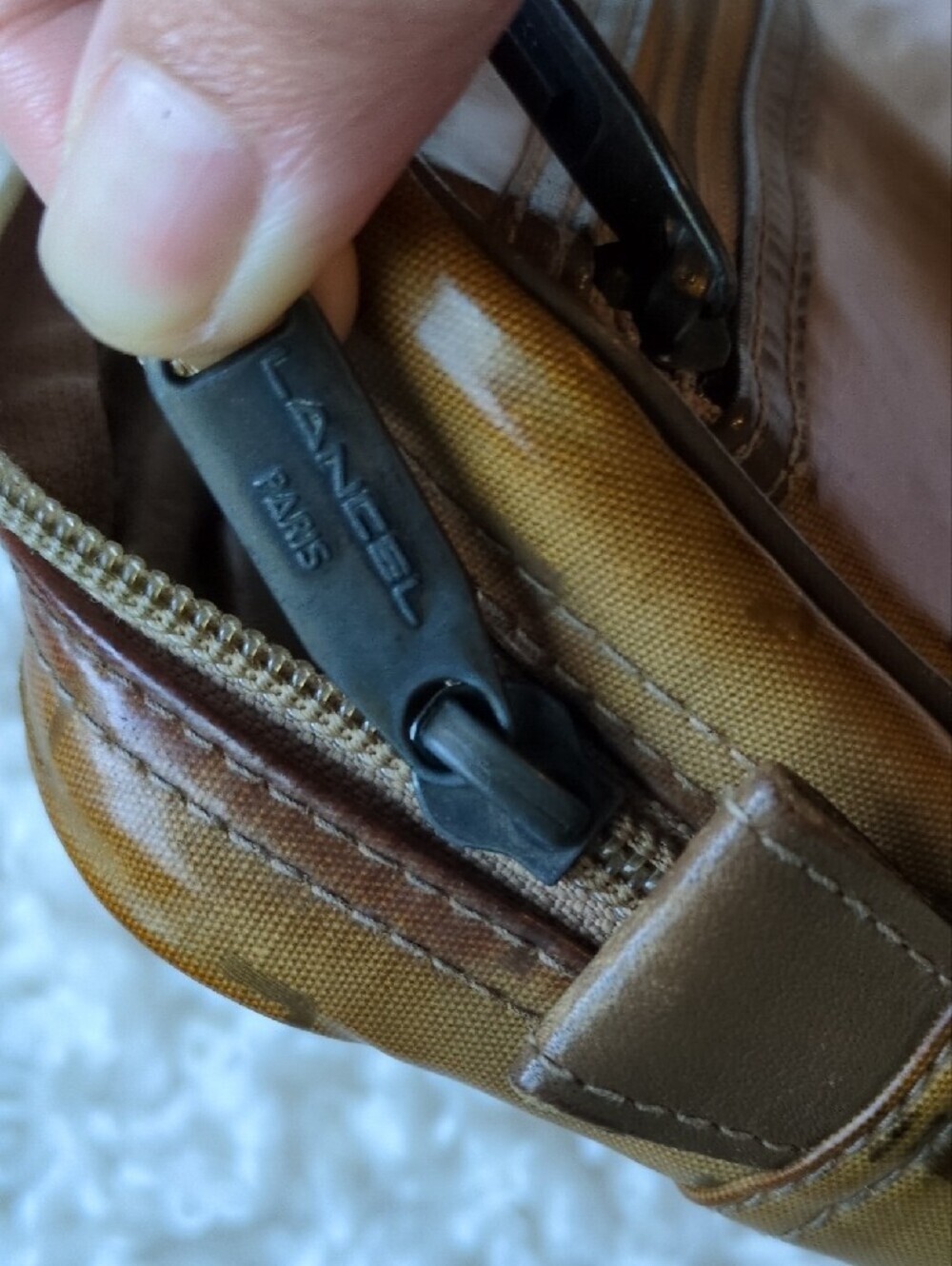 Brown Leather Men’s Document Pouch - Picture 9 of 15